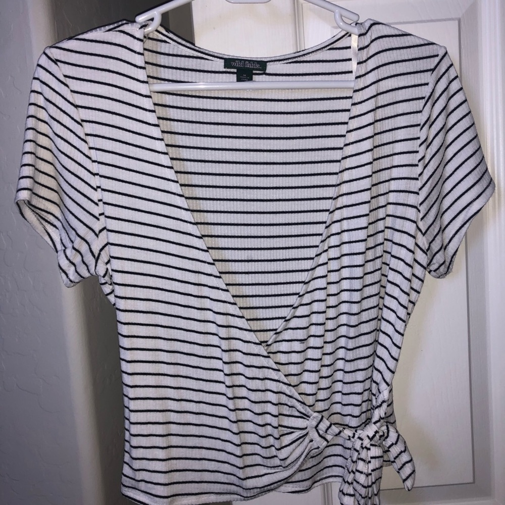 Striped Vneck top